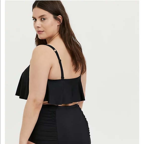New! Torrid sz 2 Flounce Swim Bathing Suit Top 2X - Picture 4 of 5